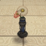 Vase de fleurs noscéen
